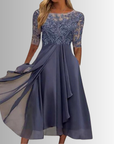 Women's Flattering Lace Dress