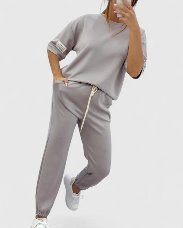 Women's Signature Set