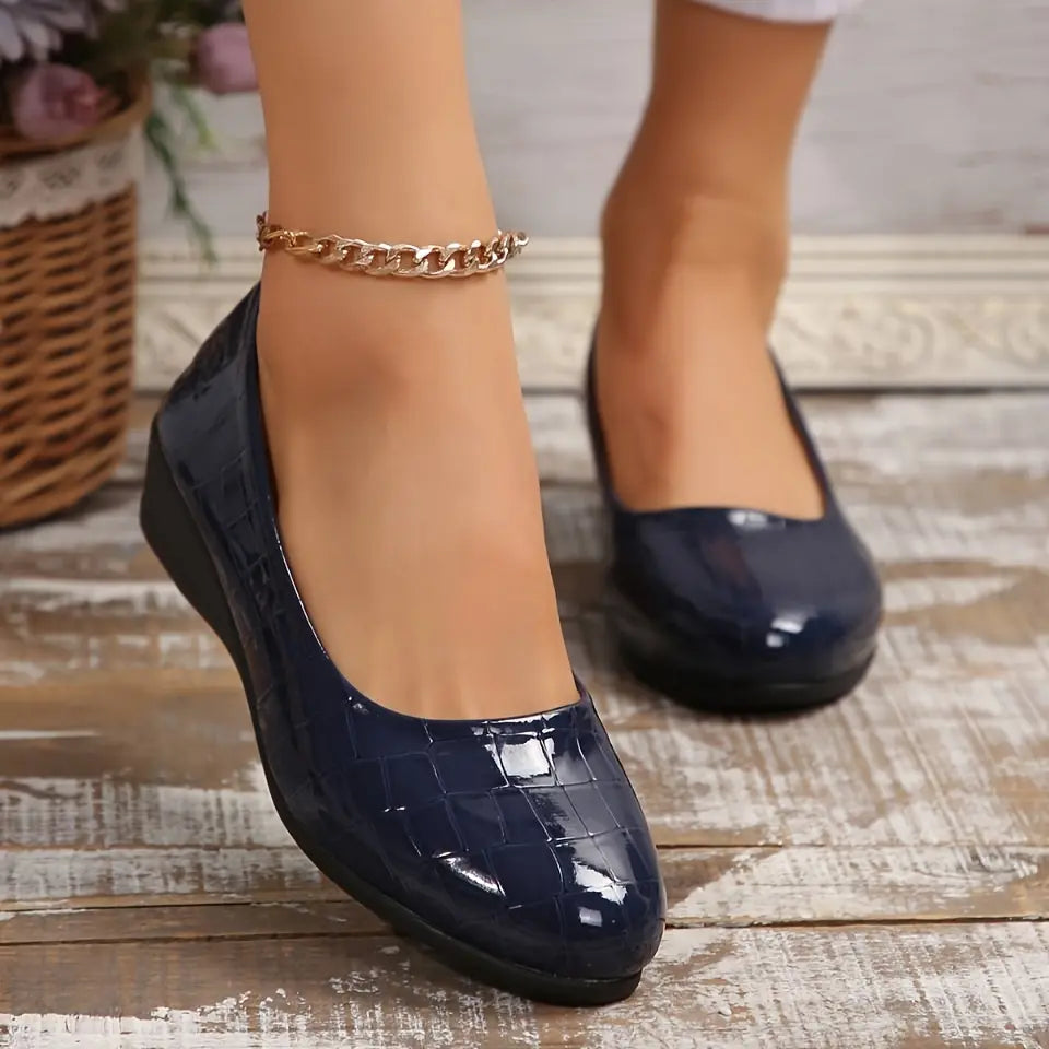 Women's Versatile Slip-On Shoes