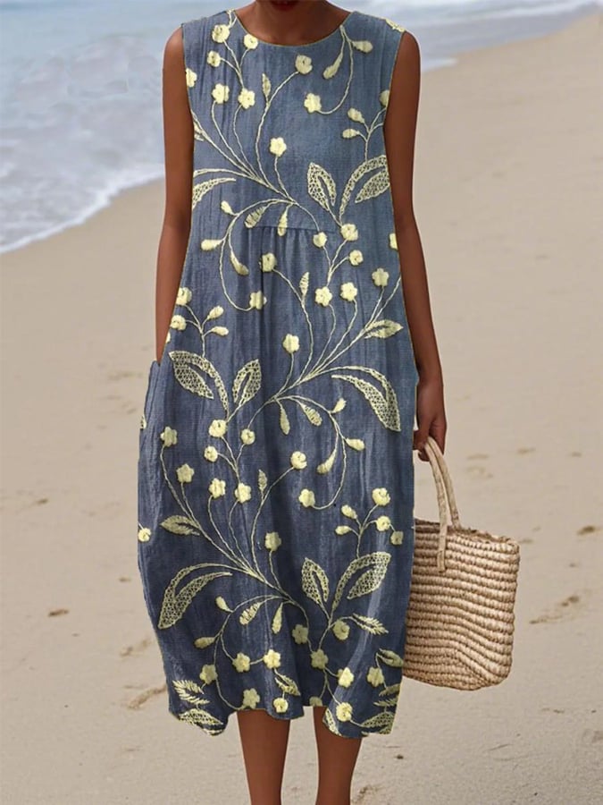 Women's Flattering Essential Dress