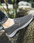 Men’s Everyday Walking Shoes