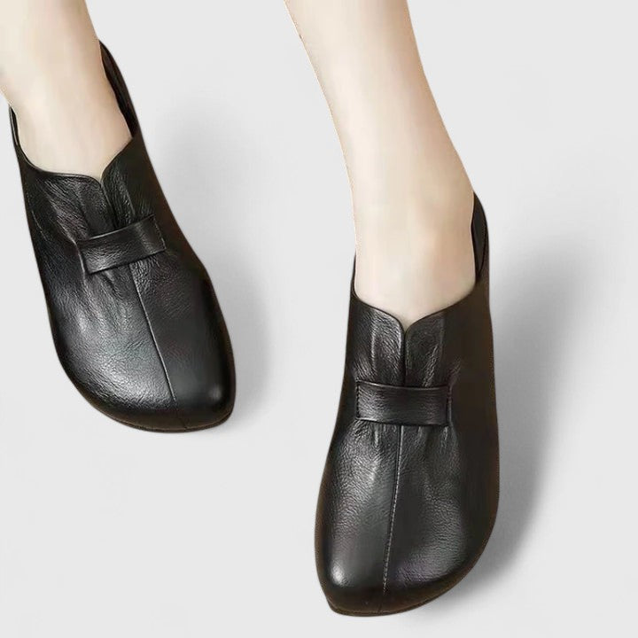 Women's Sleek Lightweight Loafers