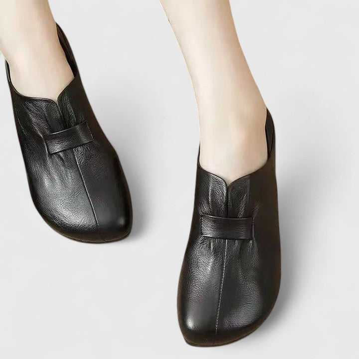 Women's Sleek Lightweight Loafers