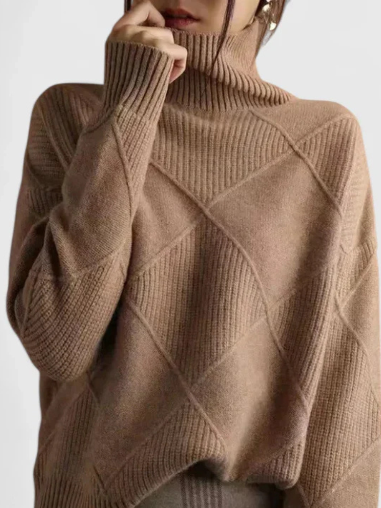 Women's Clean Relaxed Sweater