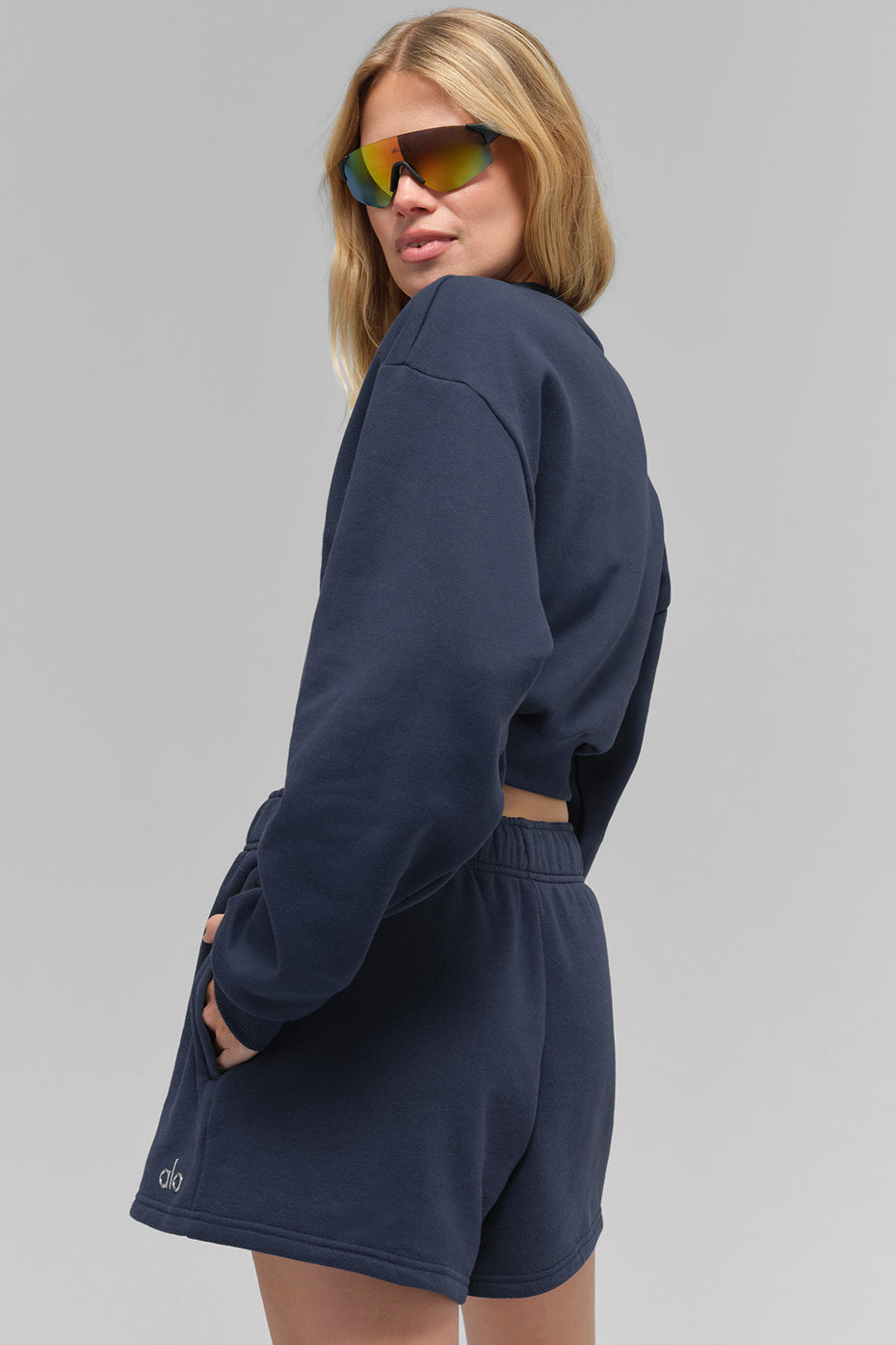 Alo - Cropped Crew Neck
