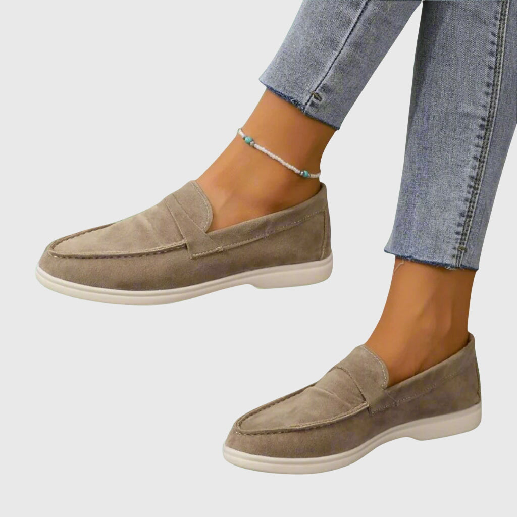 Women's Elegant Signature Loafers